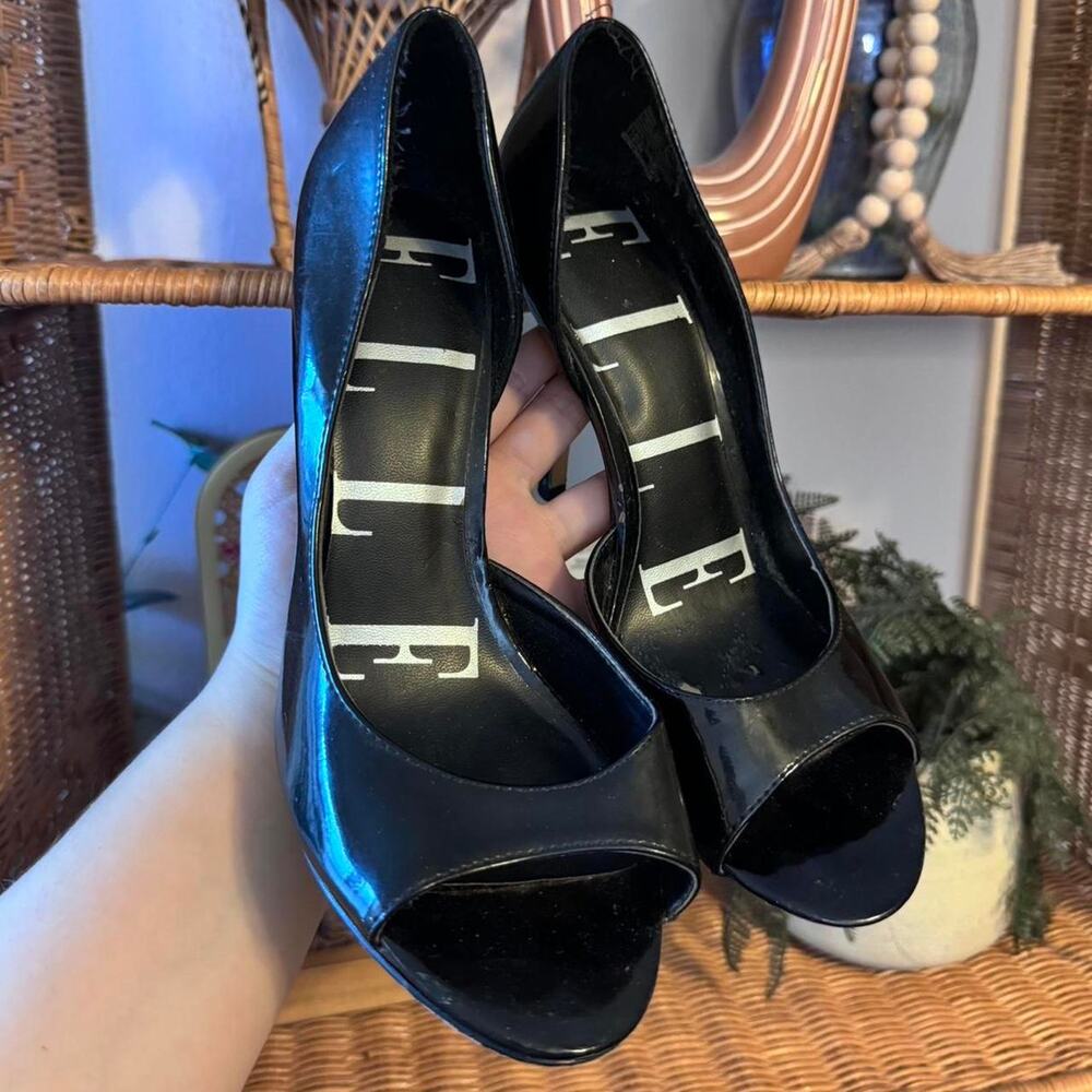 Elle peep toe heels